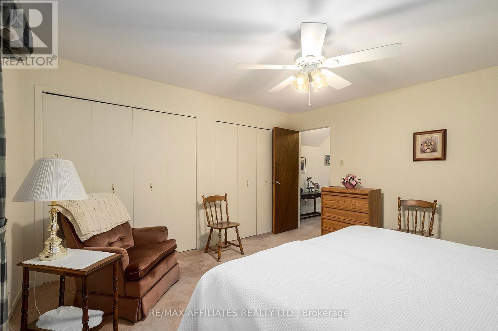 249 BRACKEN AVENUE Image 21