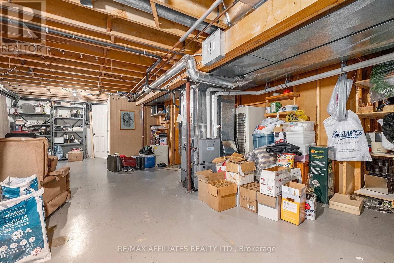 249 BRACKEN AVENUE Image 26