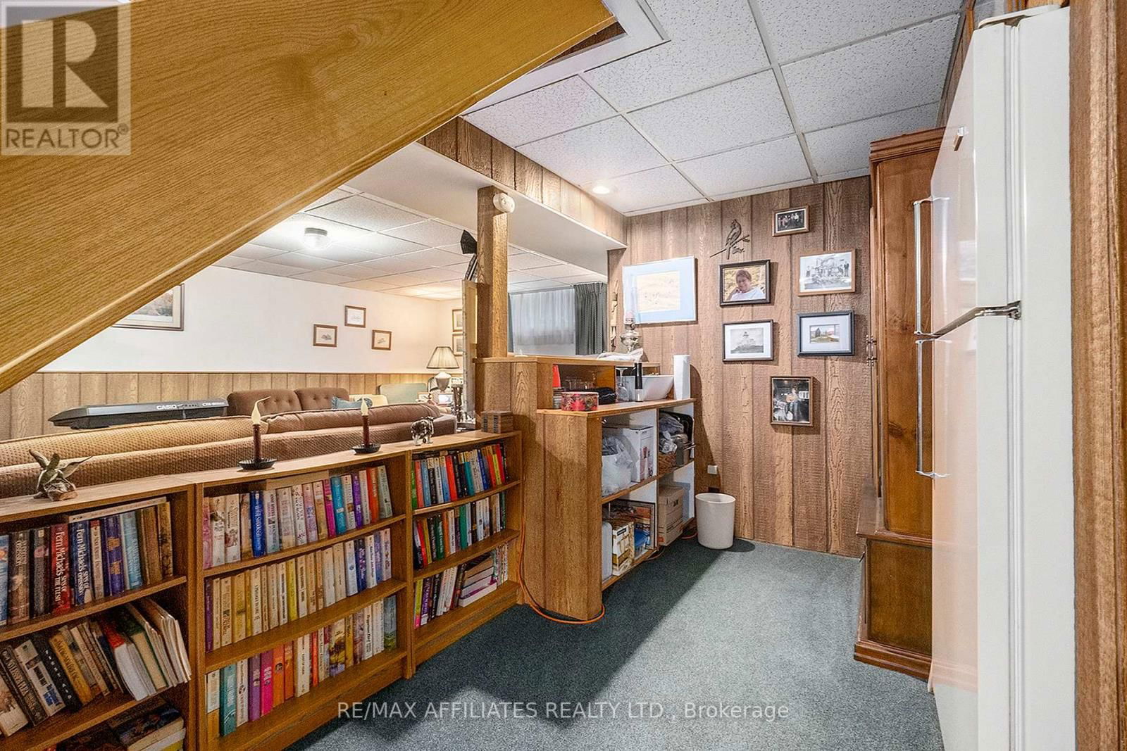 249 BRACKEN AVENUE Image 32