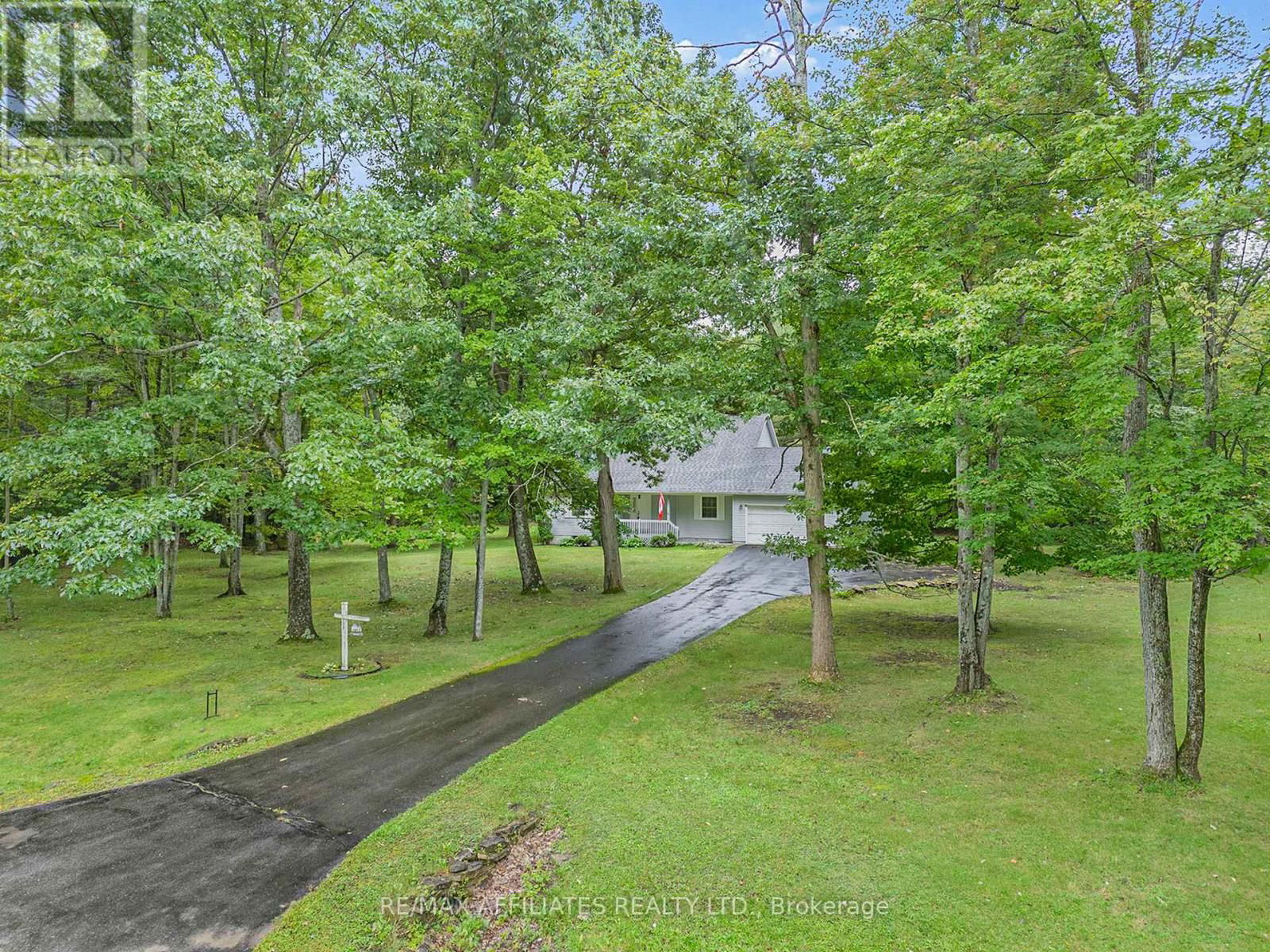 249 BRACKEN AVENUE Image 37