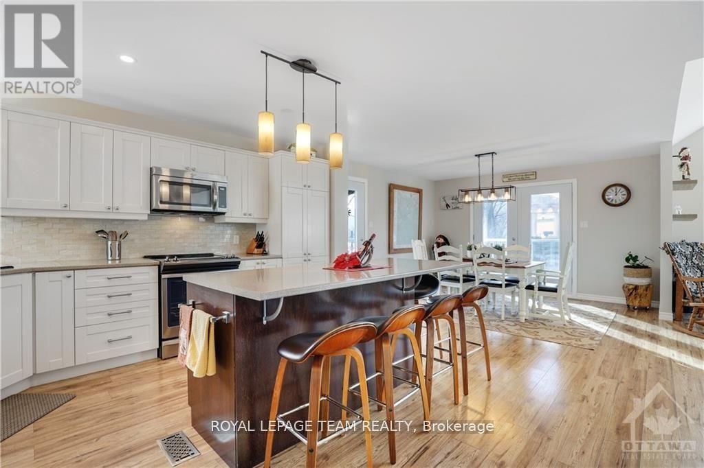 237 KENNEDY ROAD Image 8