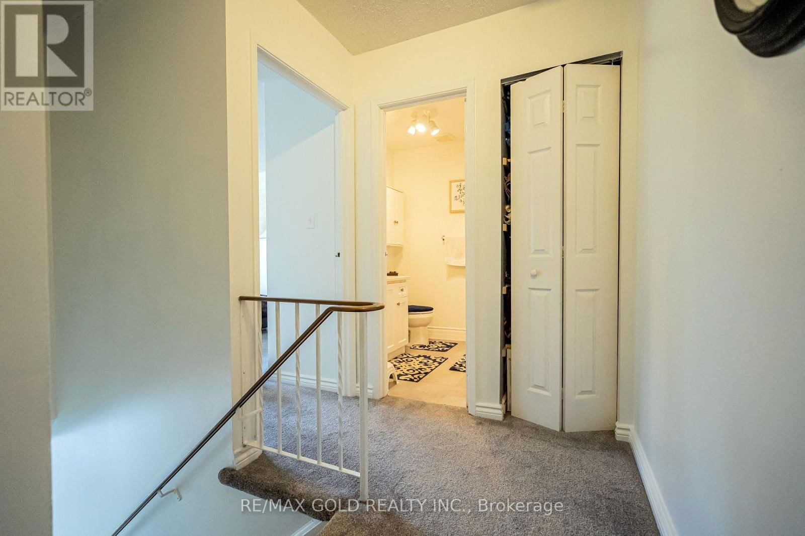 4 - 445 PIONEER DRIVE Image 16