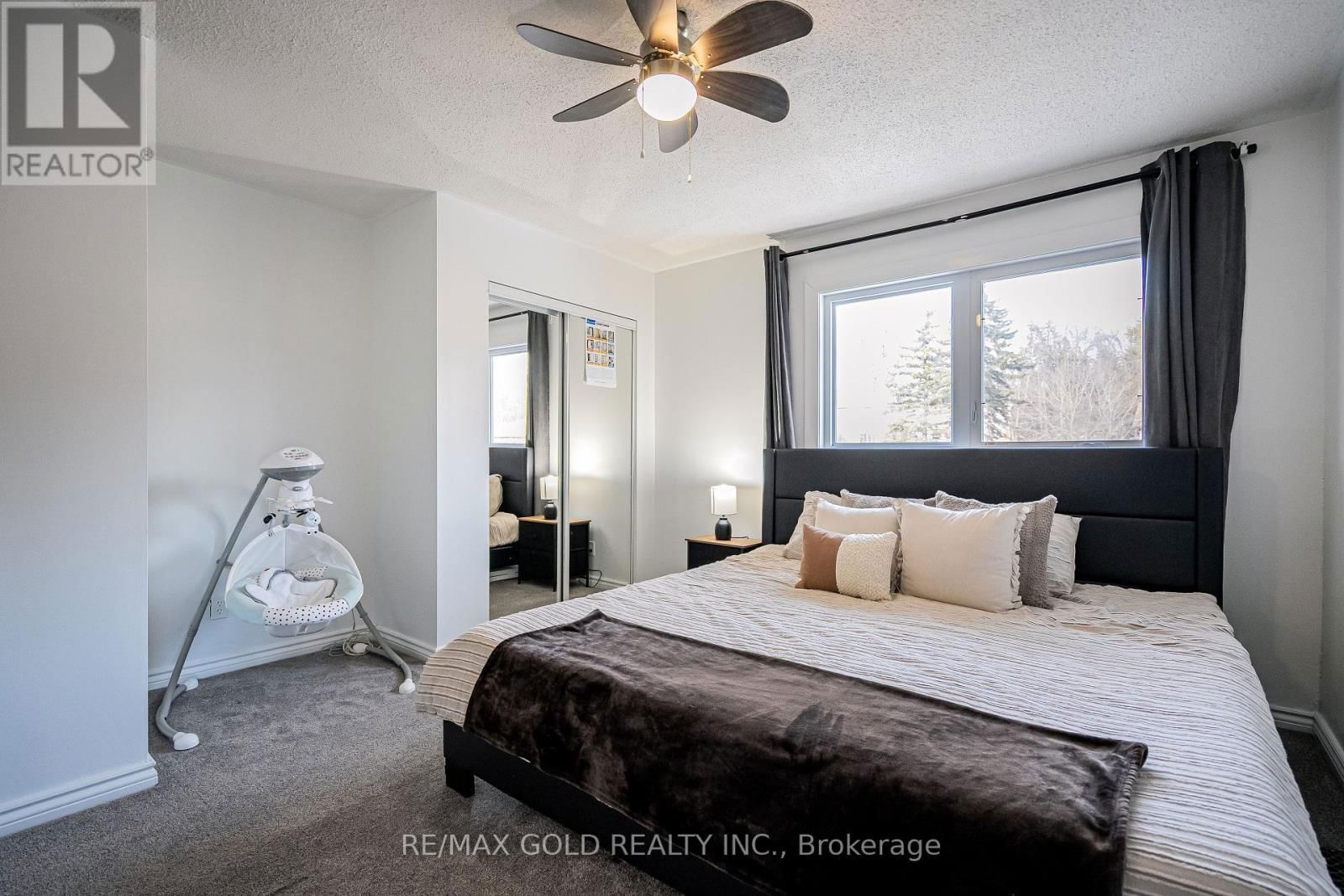 4 - 445 PIONEER DRIVE Image 19