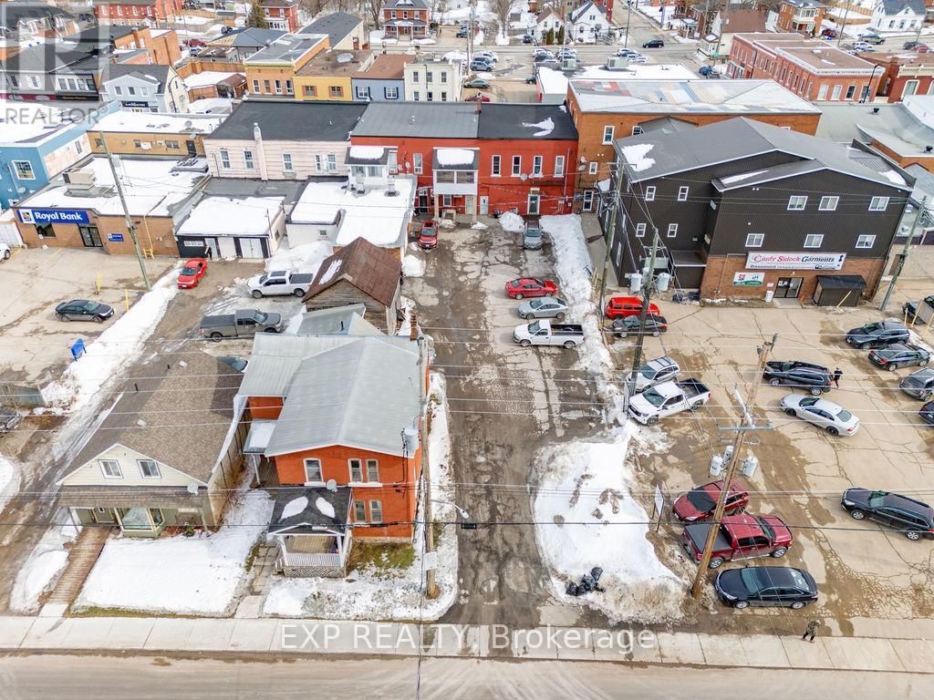 204 RAGLAN STREET SOUTH Image 8