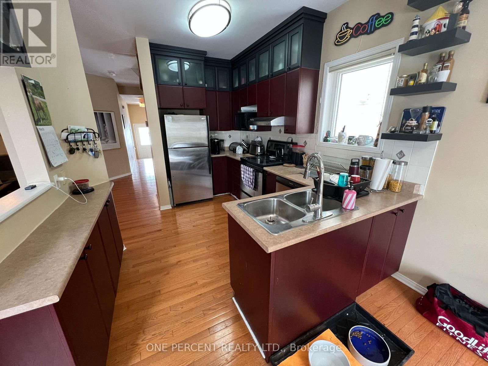 194 GLYNN AVENUE Image 12