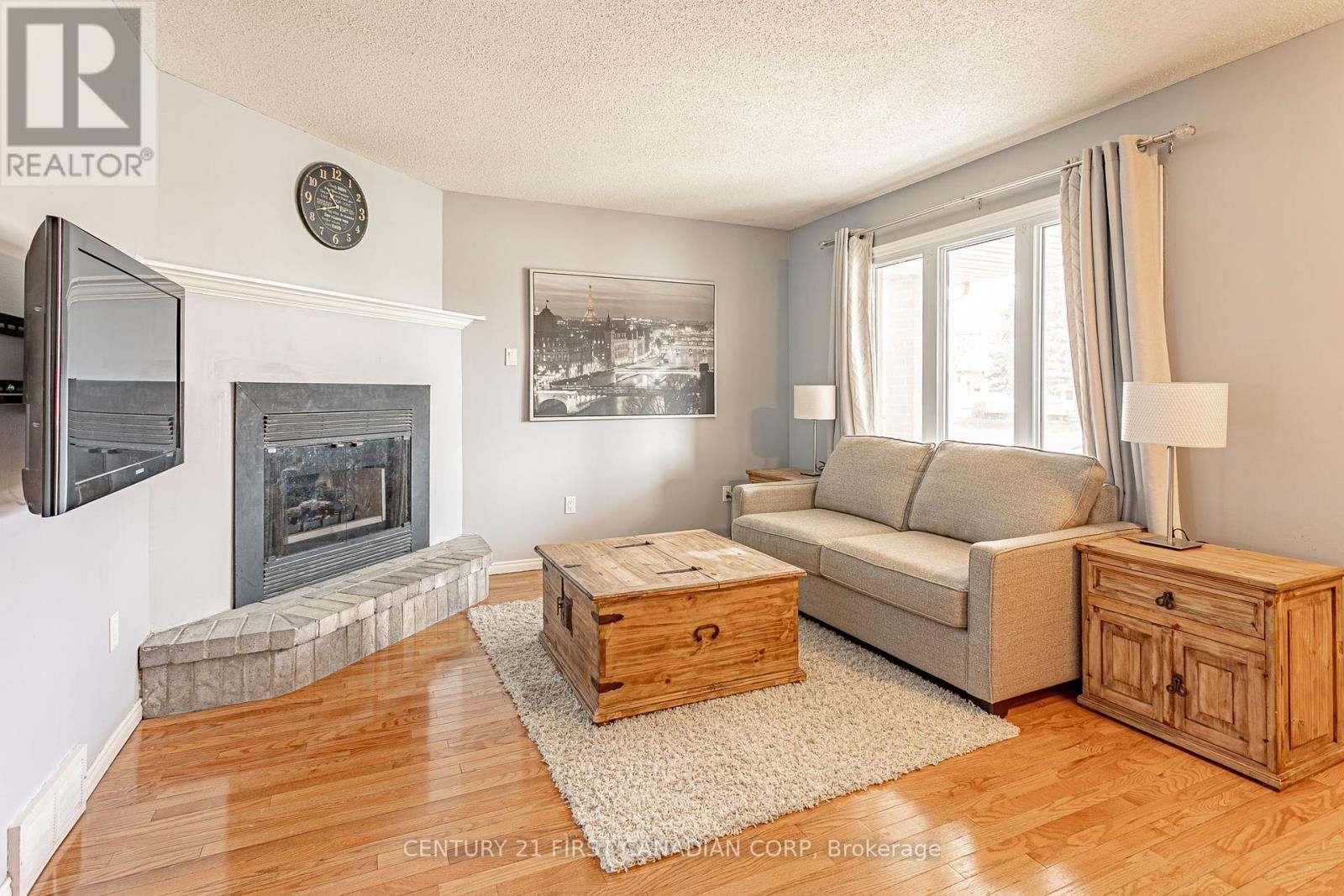 91 BONAVENTURE DRIVE WEST Image 3