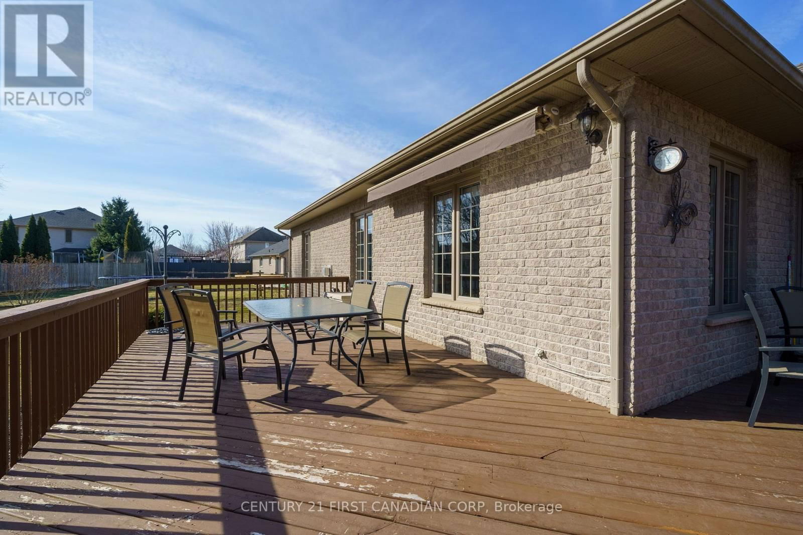 487 PETERSEN AVENUE Image 34