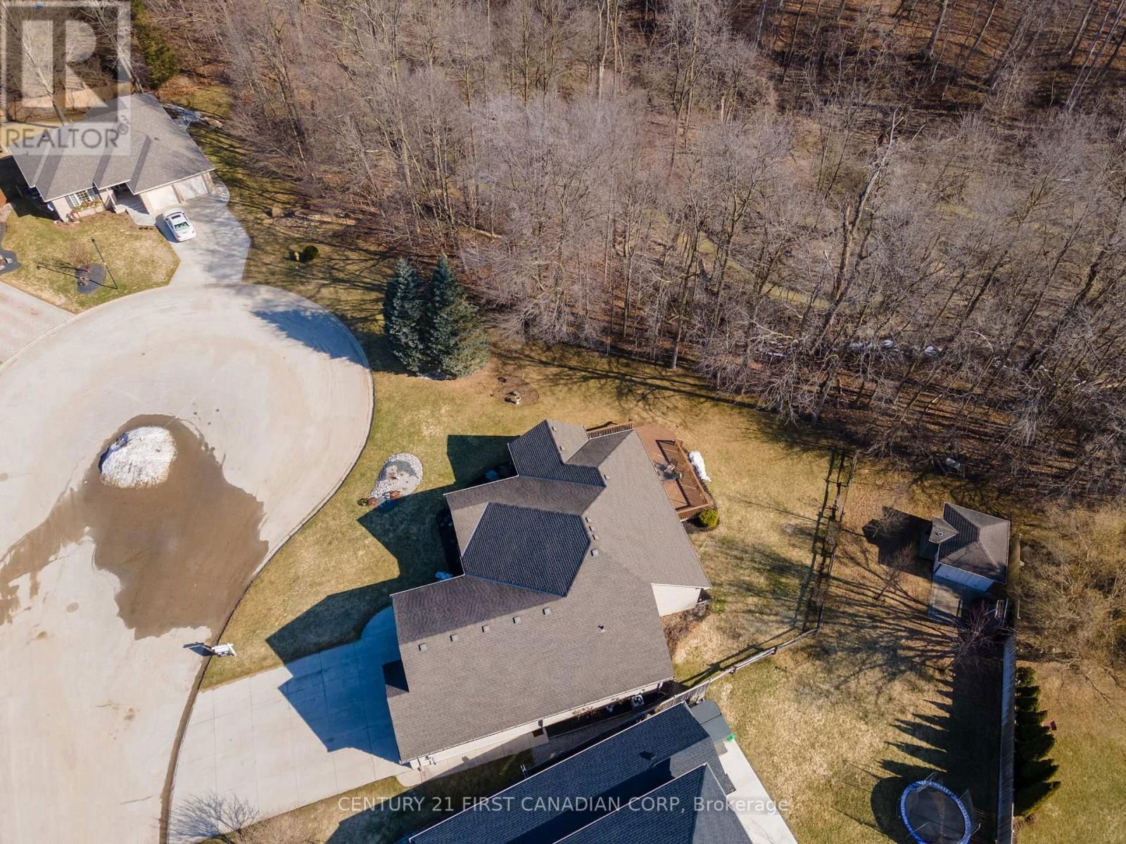 487 PETERSEN AVENUE Image 38