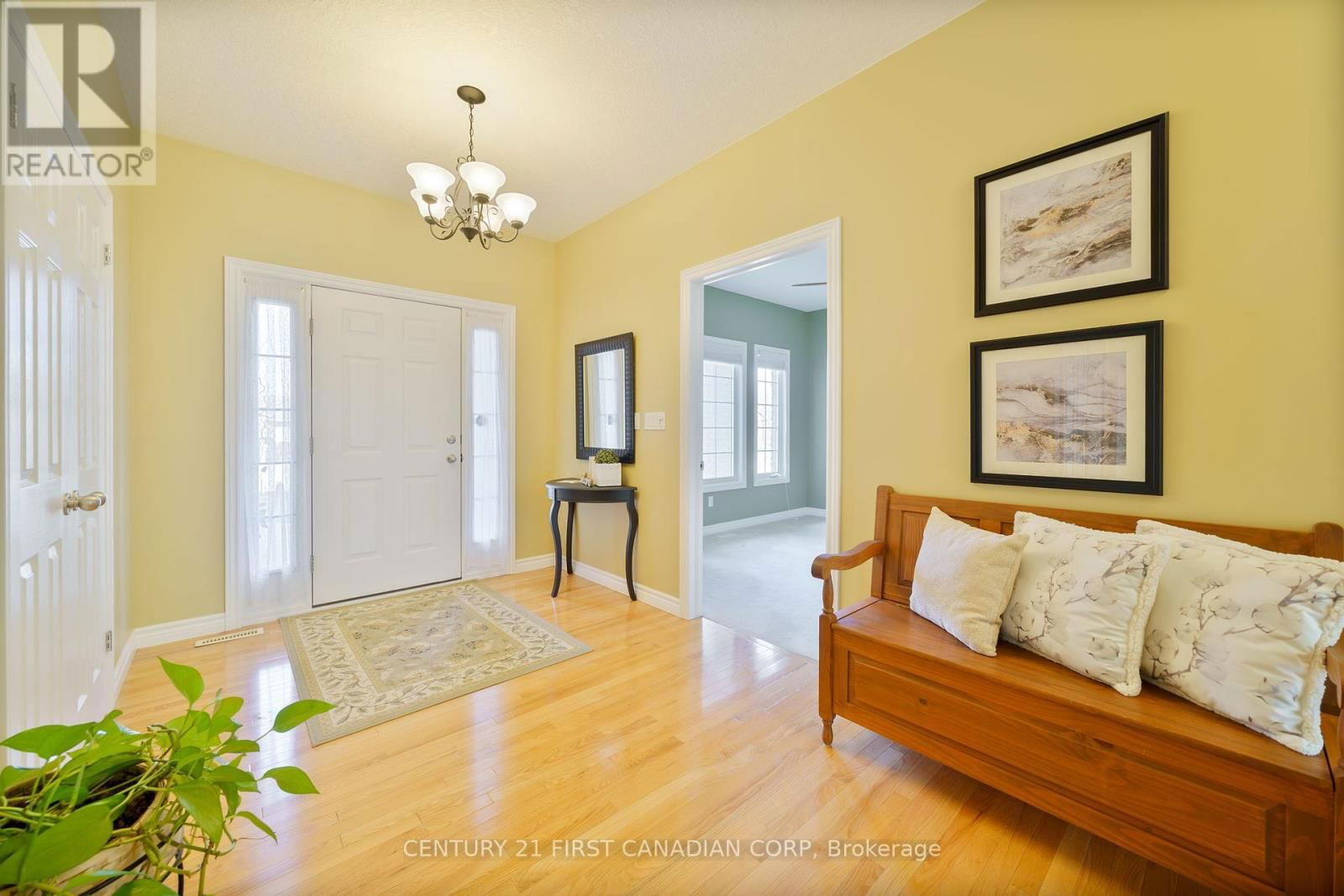487 PETERSEN AVENUE Image 5