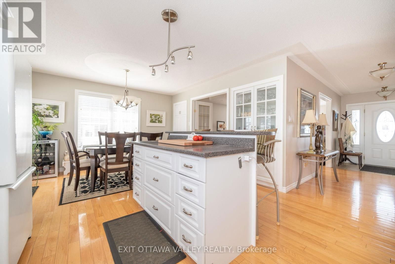 37 LACHANCE TRAIL Image 11