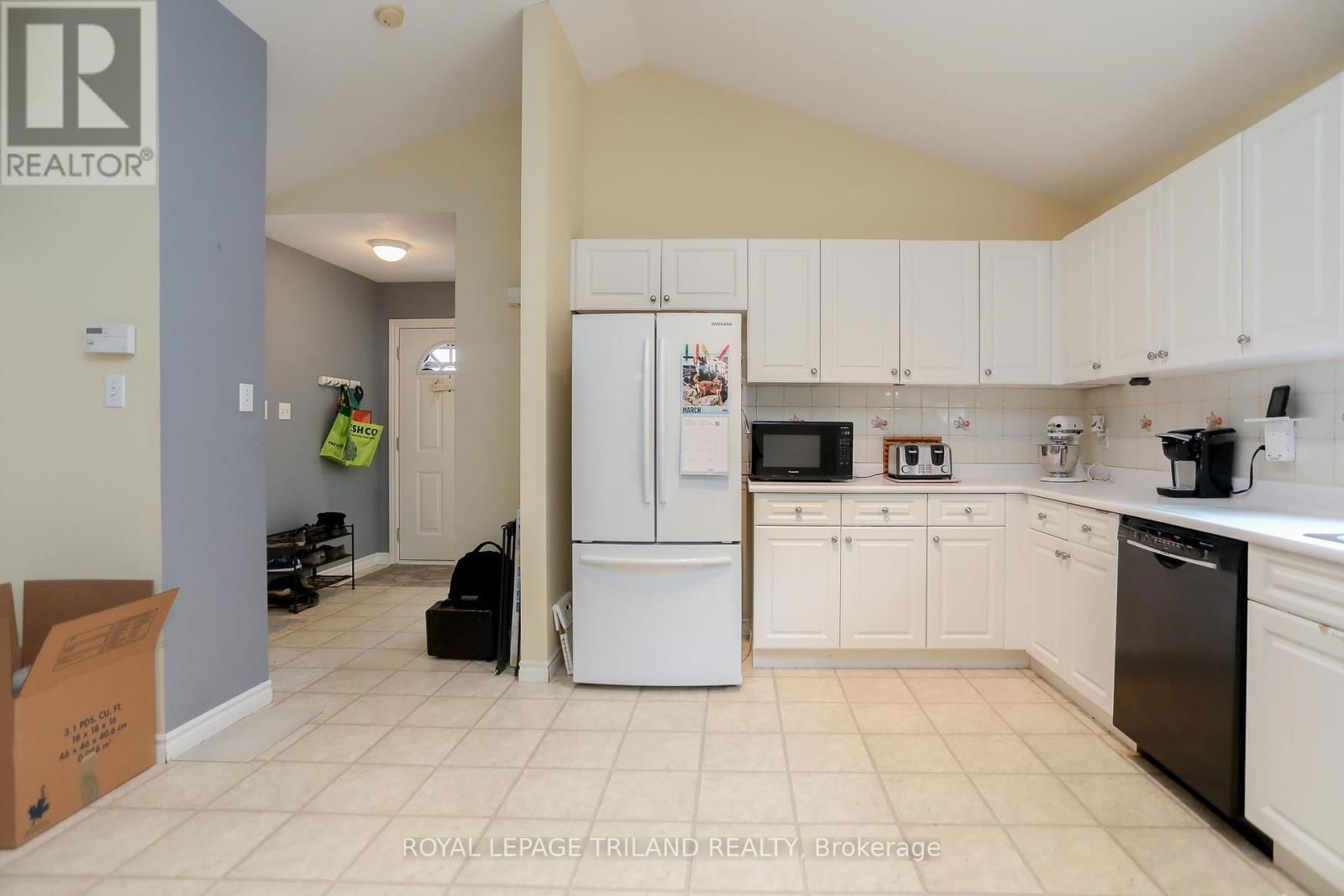 6657 BEATTIE STREET Image 13