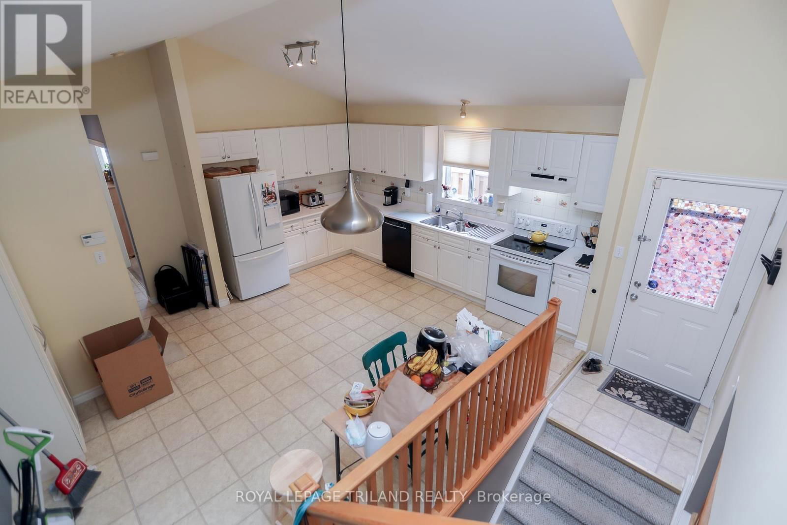 6657 BEATTIE STREET Image 15
