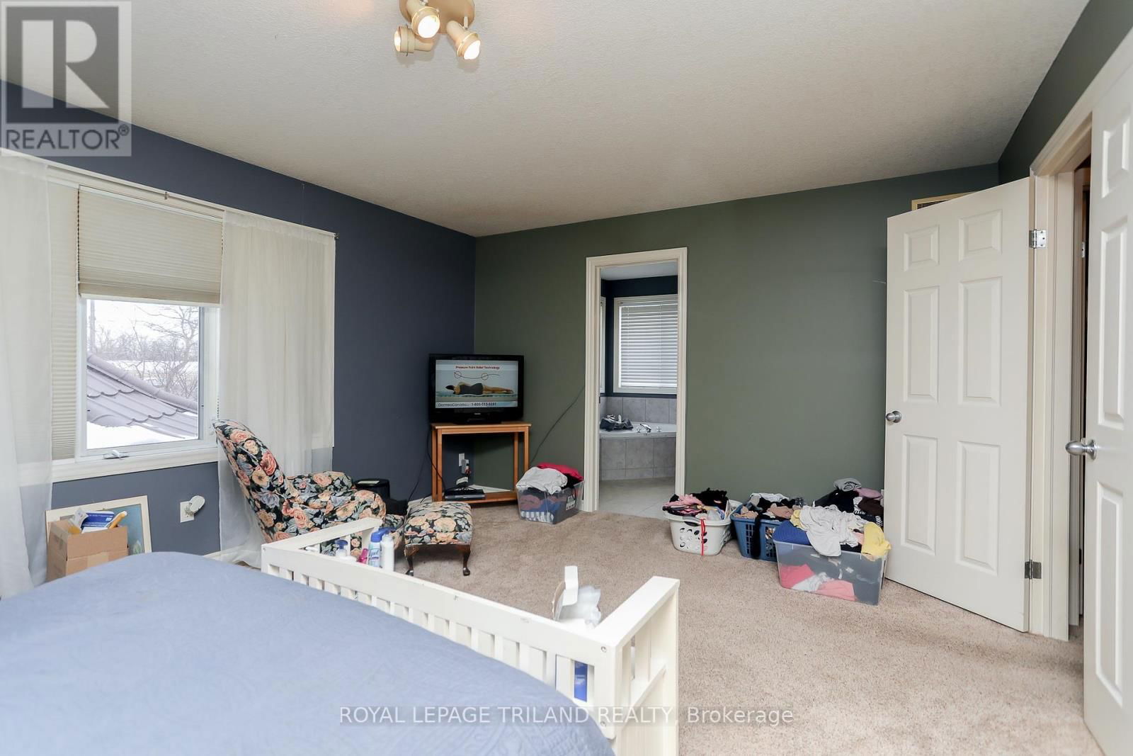 6657 BEATTIE STREET Image 18