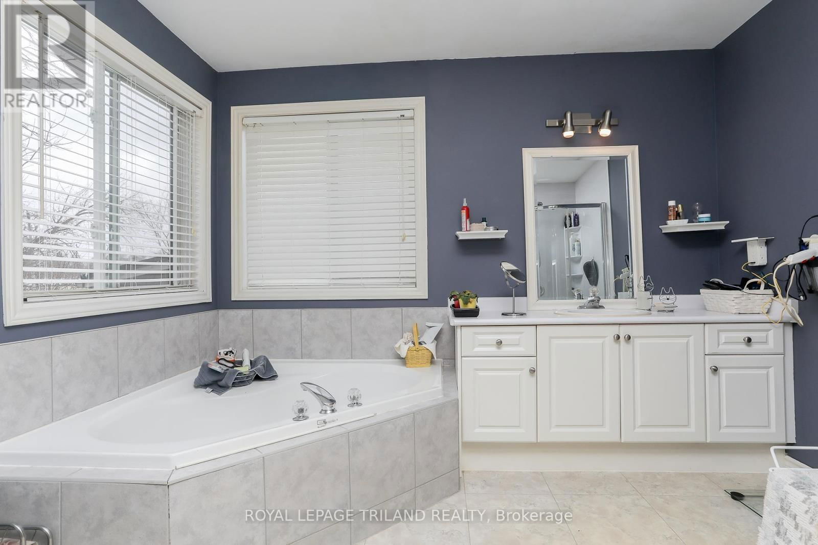 6657 BEATTIE STREET Image 19