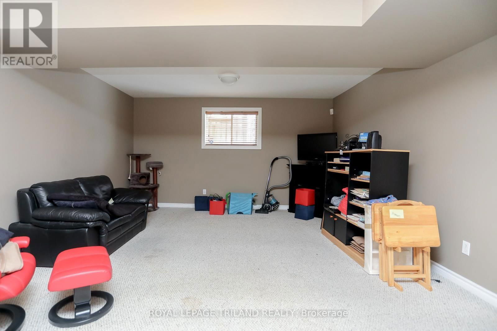 6657 BEATTIE STREET Image 26