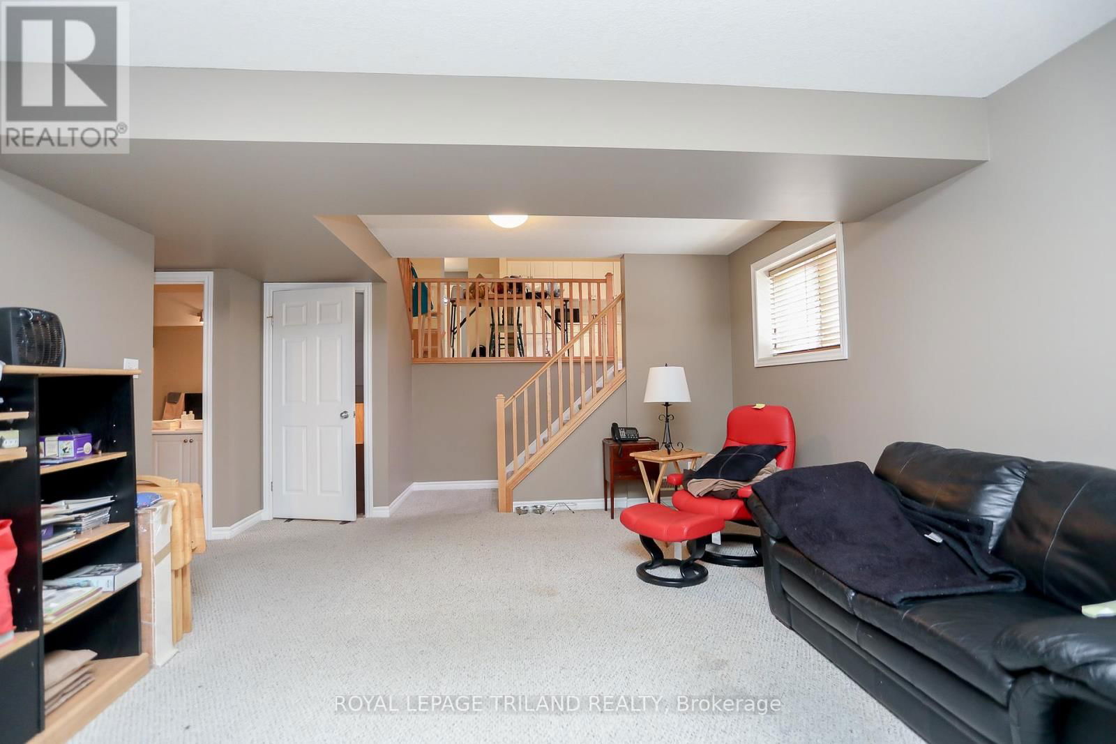 6657 BEATTIE STREET Image 27