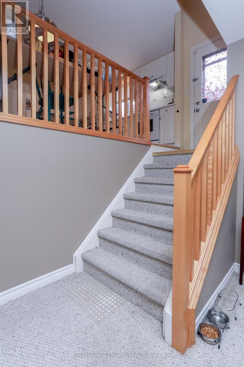 6657 BEATTIE STREET Image 35