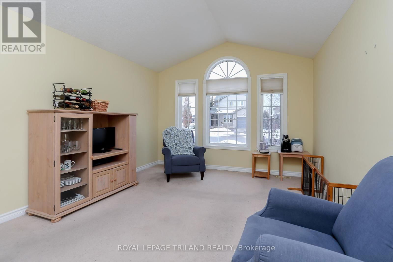 6657 BEATTIE STREET Image 7