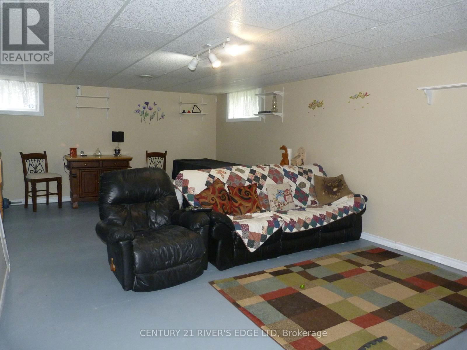 40 LORI LANE Image 21
