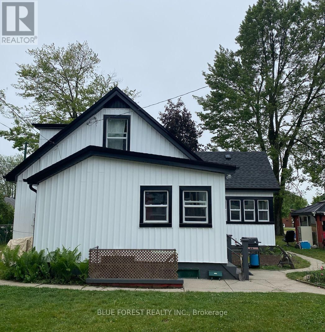 368 CALGARY STREET Image 2