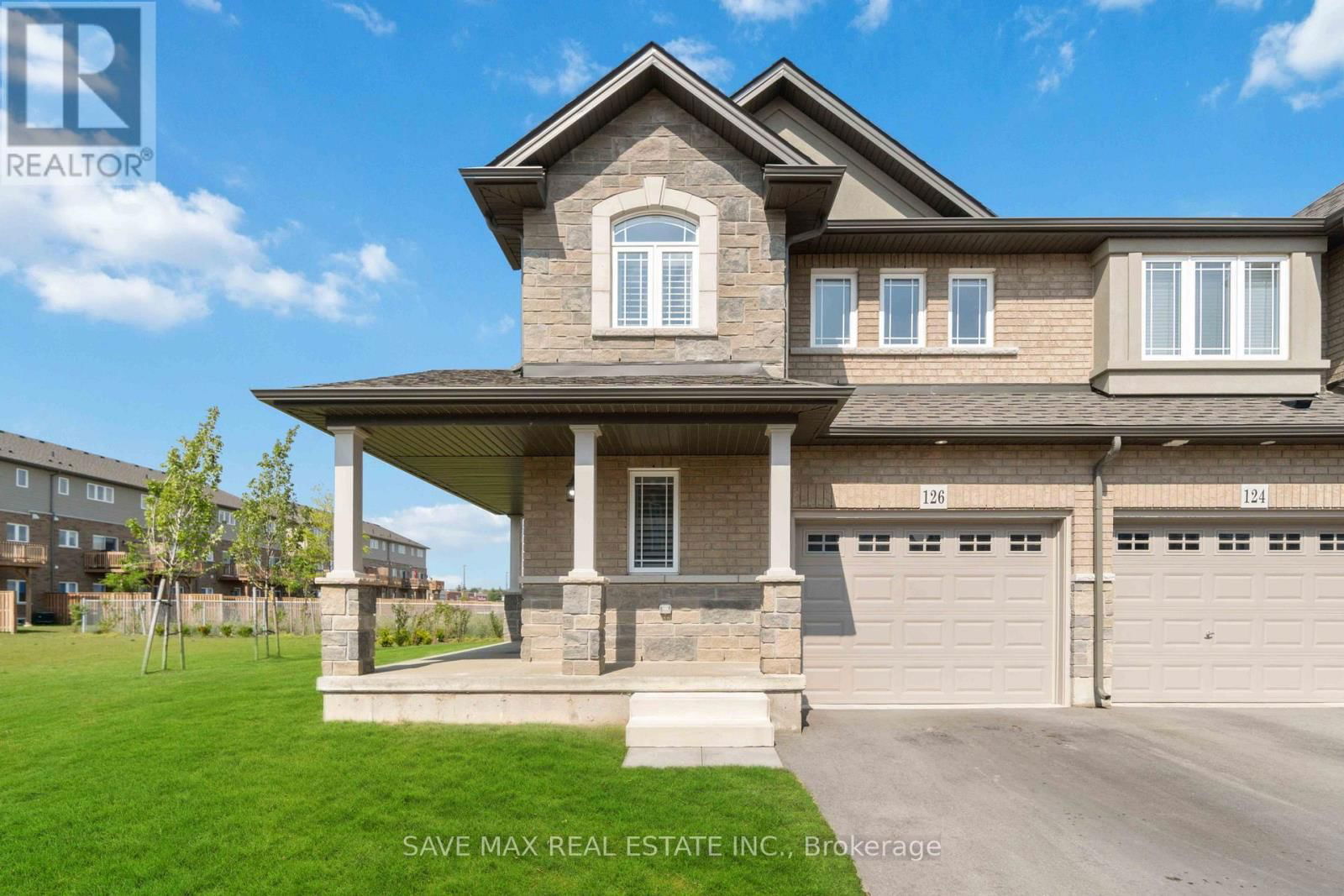 126 LAGUNA VILLAGE CRESCENT Image 1
