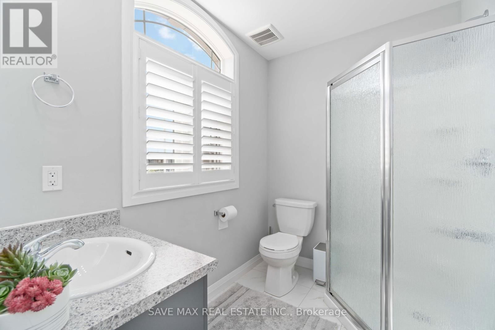 126 LAGUNA VILLAGE CRESCENT Image 26