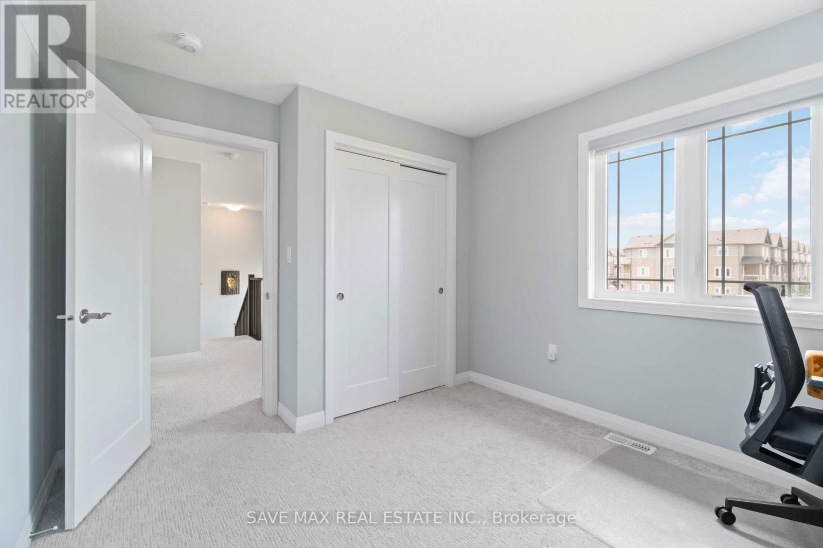 126 LAGUNA VILLAGE CRESCENT Image 34
