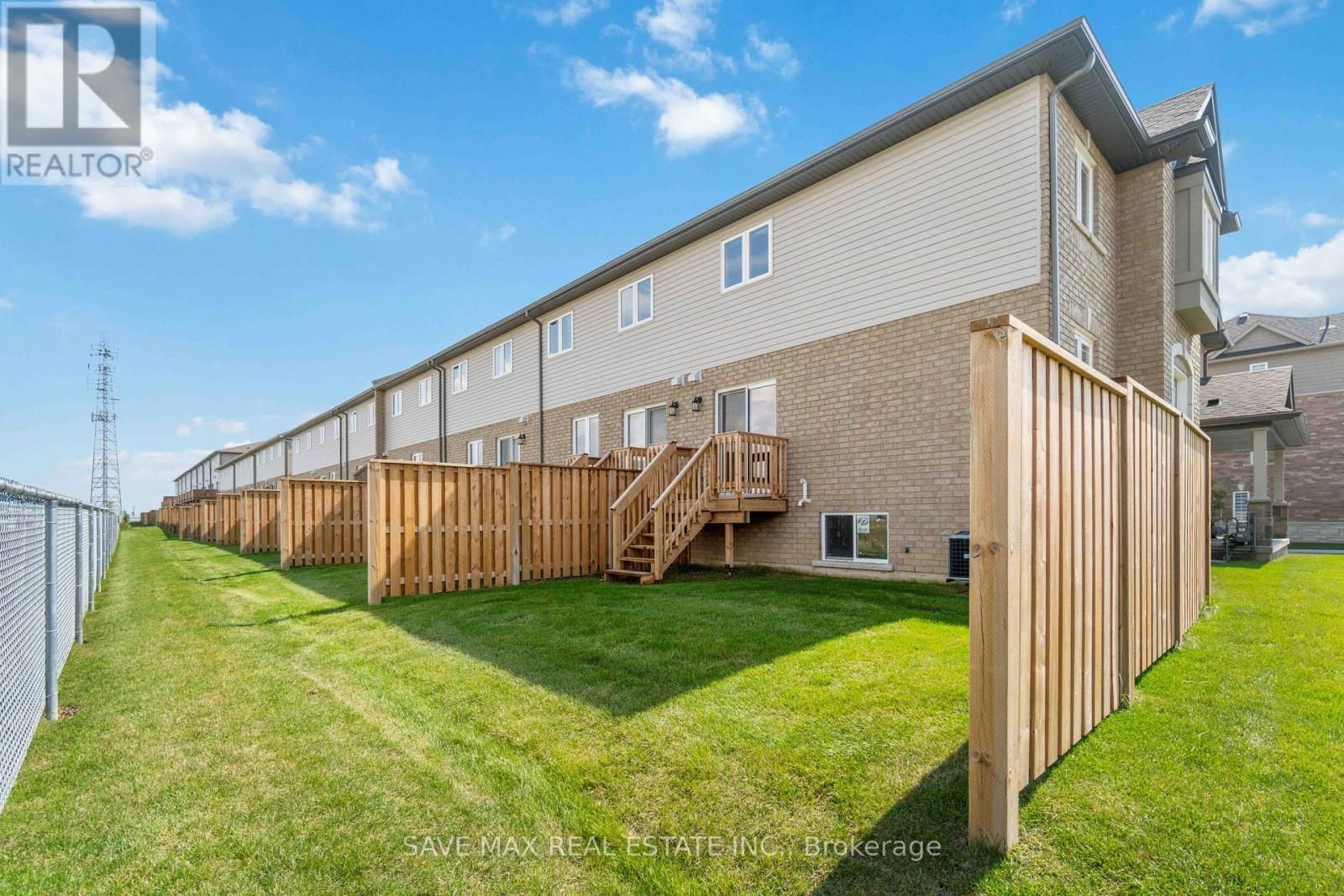 126 LAGUNA VILLAGE CRESCENT Image 40