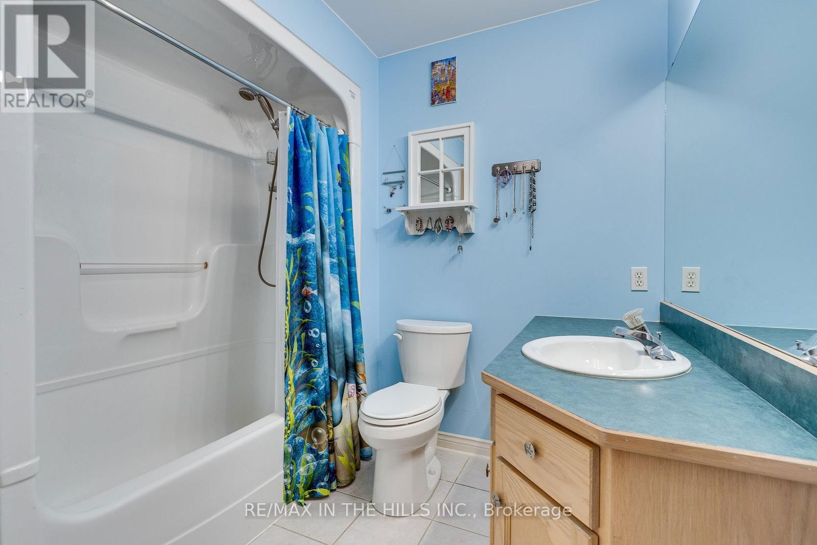 609 SIMON STREET Image 26