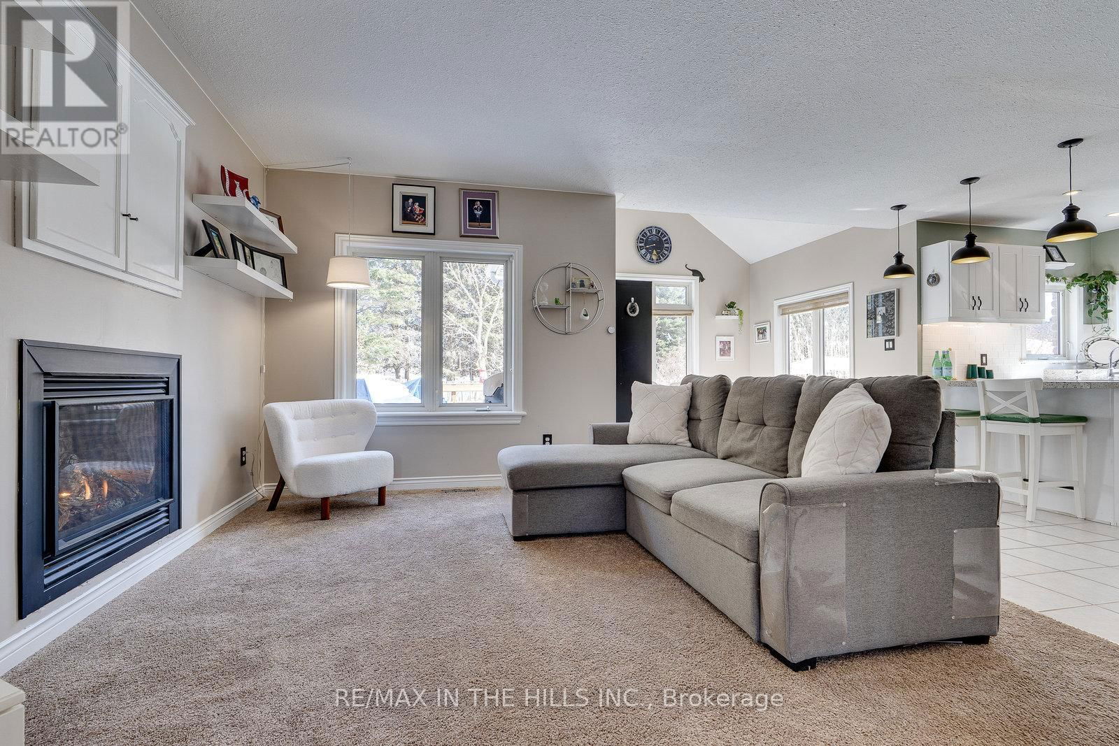 609 SIMON STREET Image 5