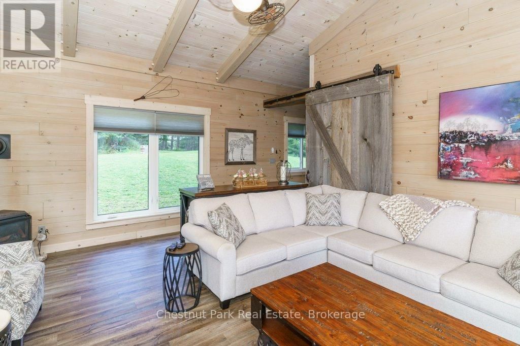 143 SOUTH DRIVE Image 11