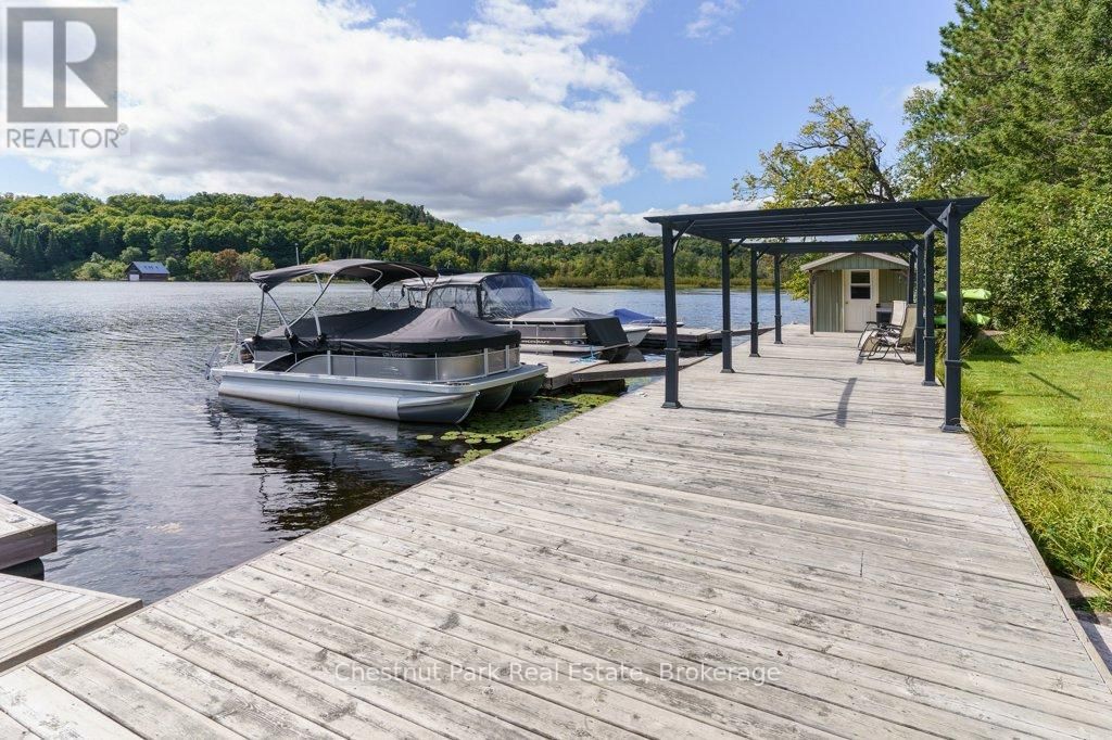 143 SOUTH DRIVE Image 32