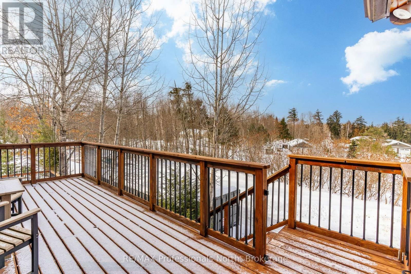 1141 KENNISIS LAKE ROAD Image 37