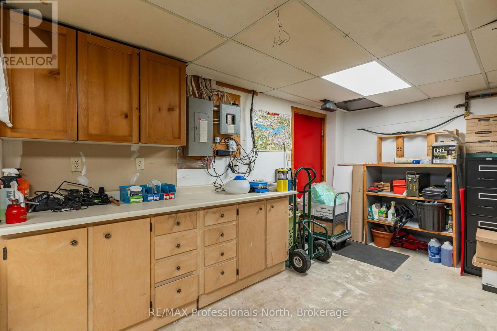1141 KENNISIS LAKE ROAD Image 41