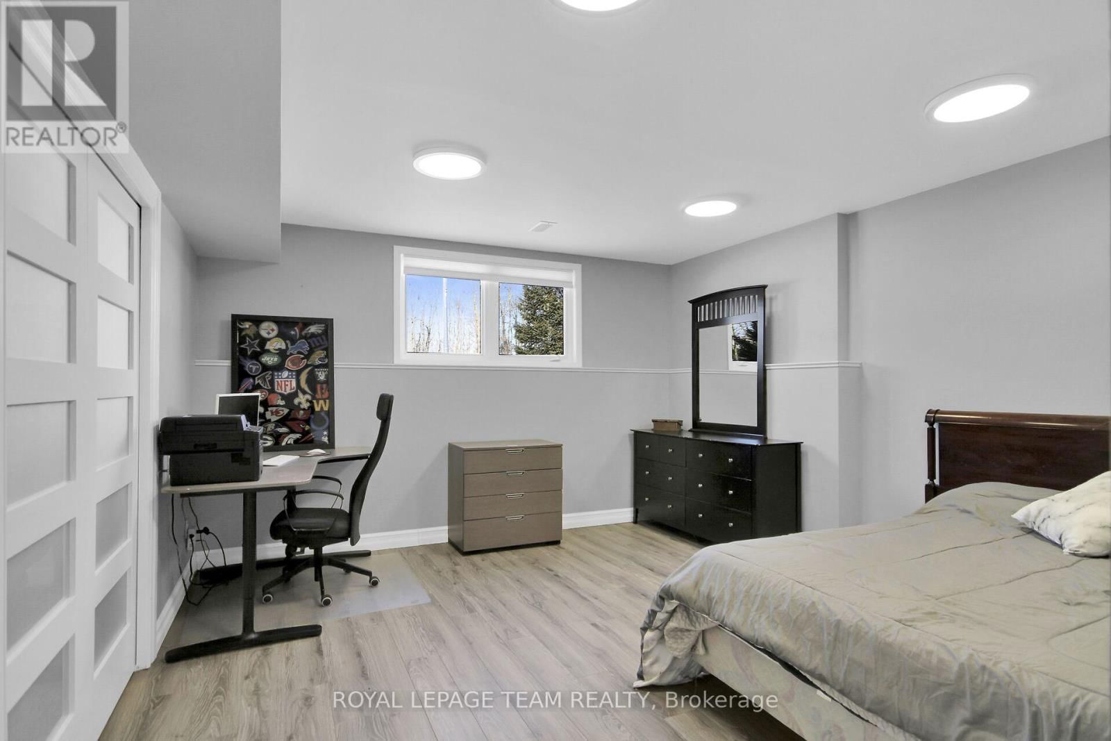 955 MACPHERSON ROAD Image 9