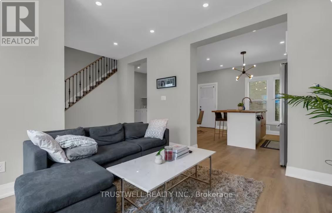 4440 HURON STREET Image 15