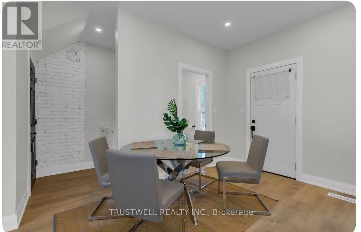 4440 HURON STREET Image 17
