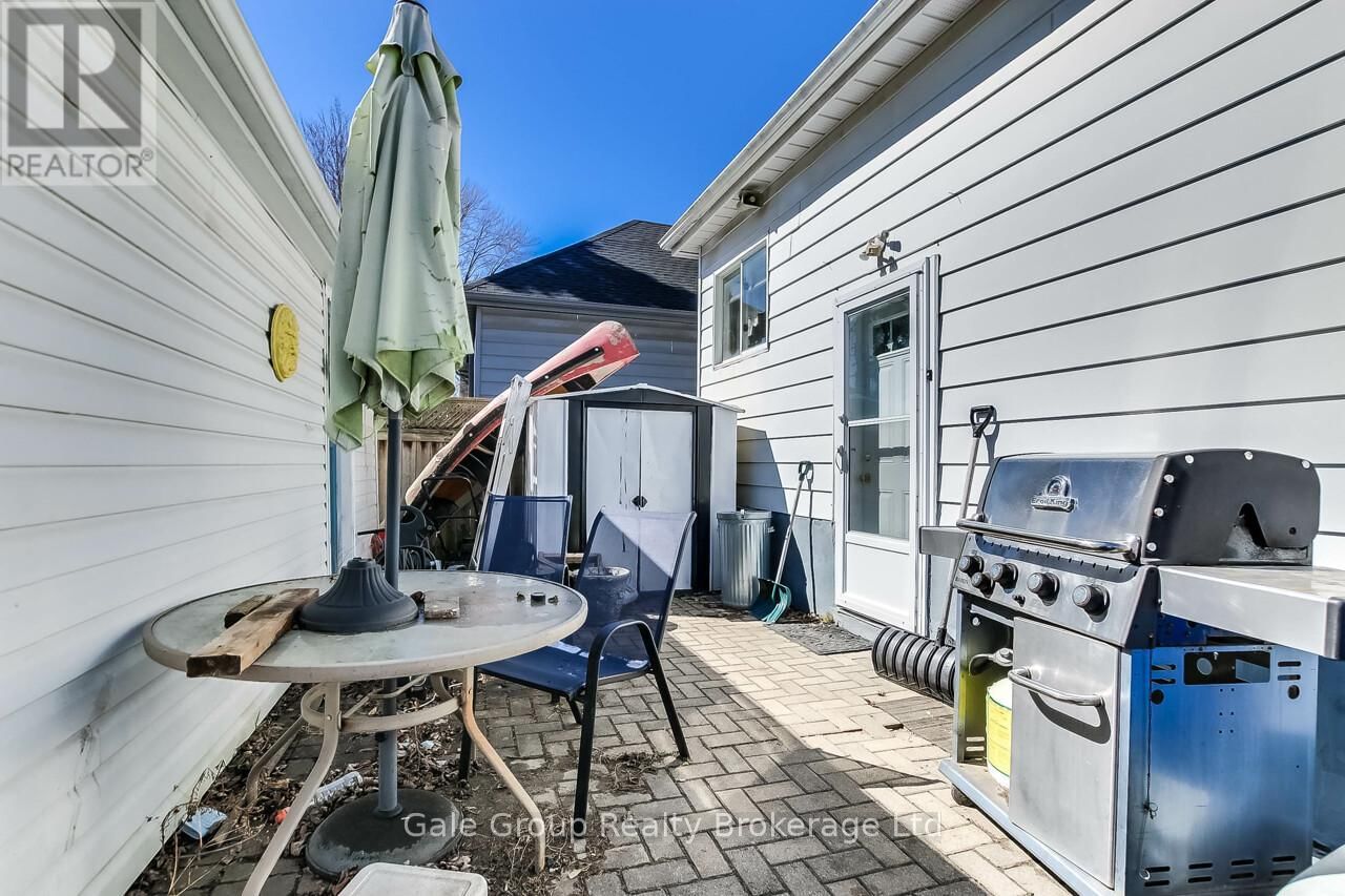 1251 FLORENCE STREET Image 12