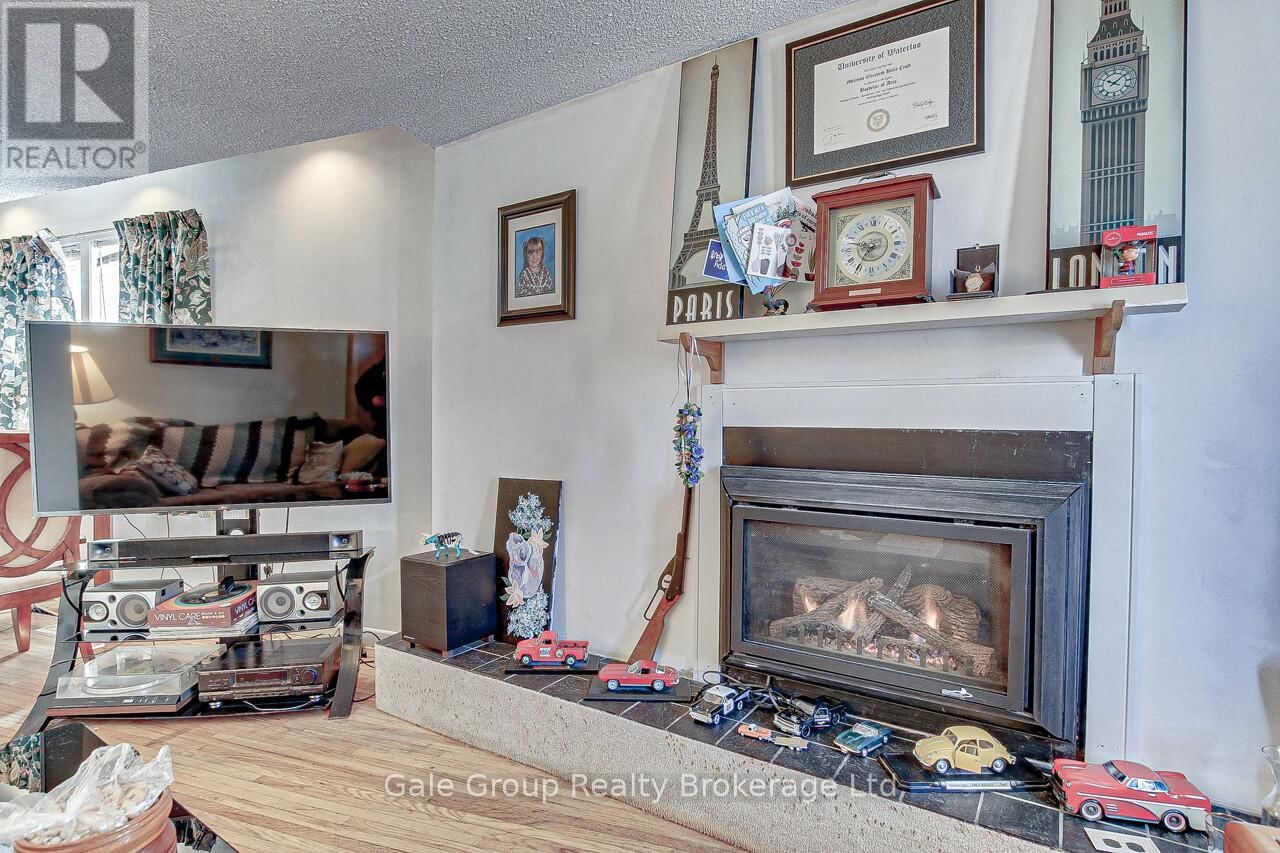 1251 FLORENCE STREET Image 5