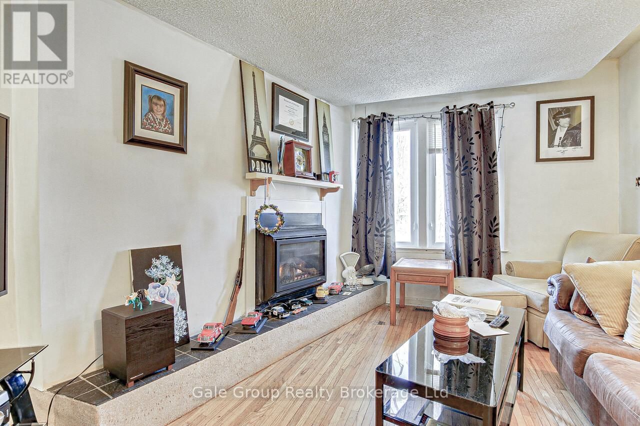 1251 FLORENCE STREET Image 6