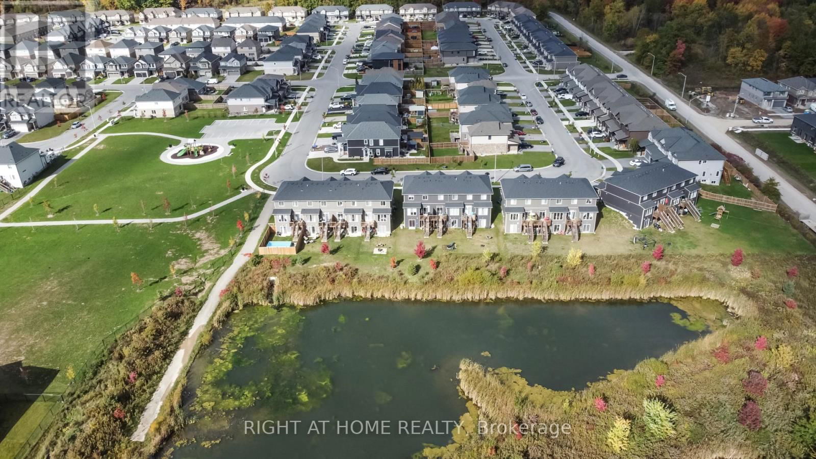 21 LAMB CRESCENT Image 34