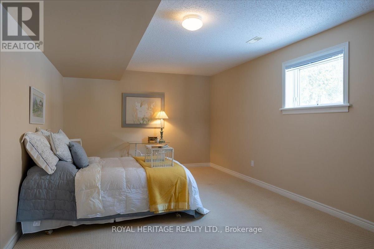 51 SOUTH HARBOUR DRIVE Image 25