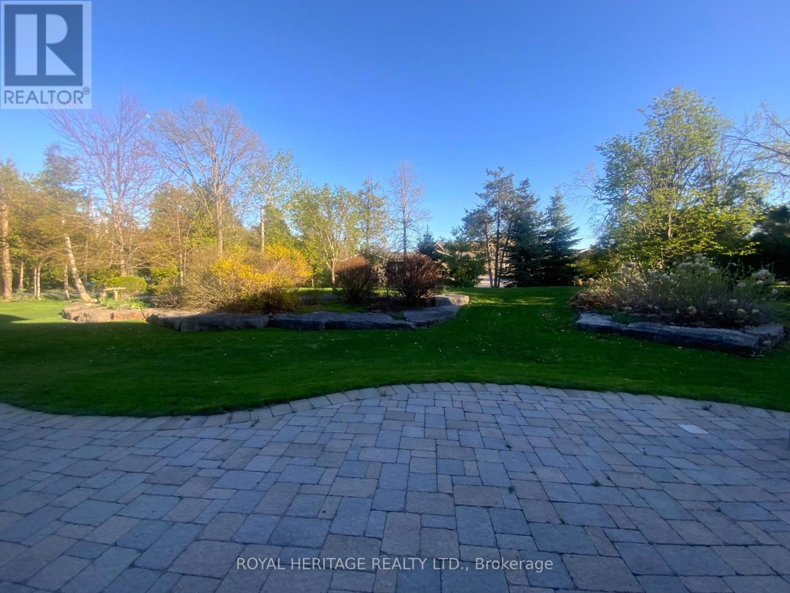 51 SOUTH HARBOUR DRIVE Image 28