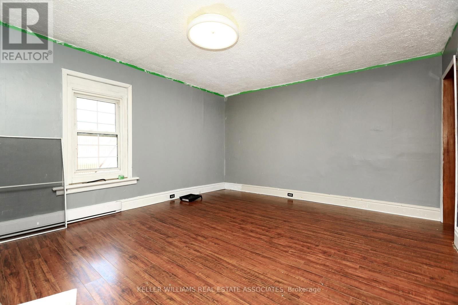 329 JOSEPHINE STREET WEST Image 14