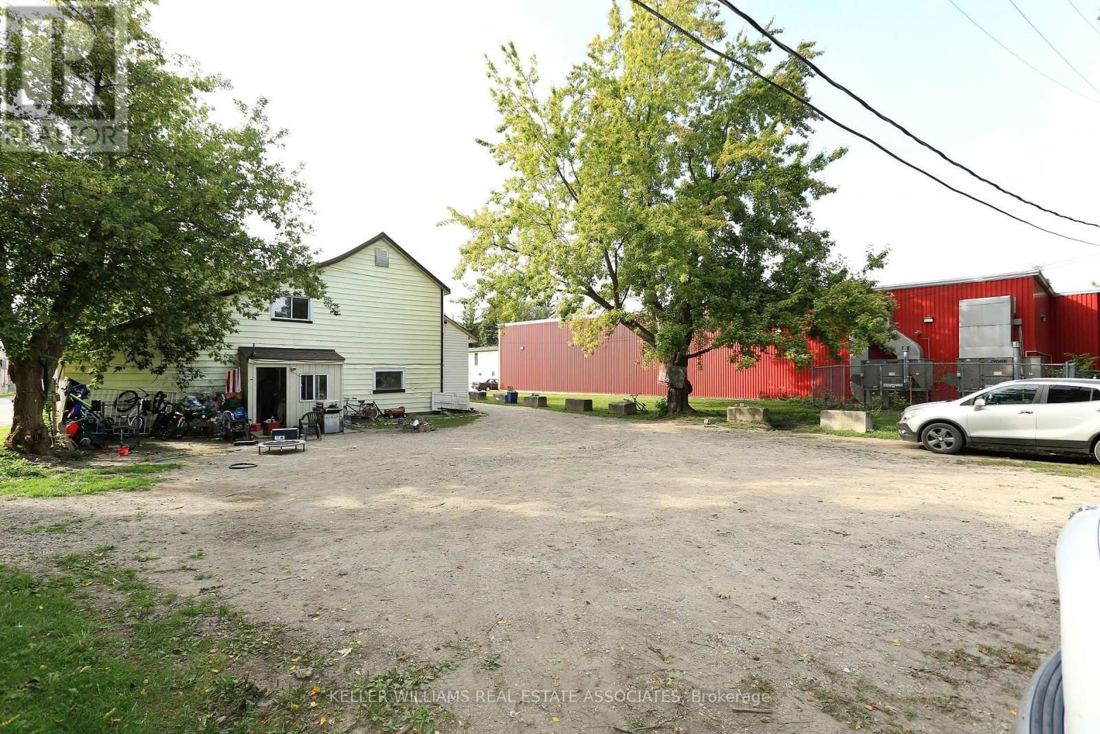 329 JOSEPHINE STREET WEST Image 20
