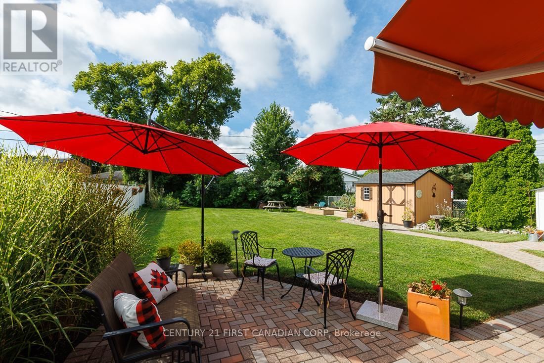 82 QUEENSTON CRESCENT Image 31