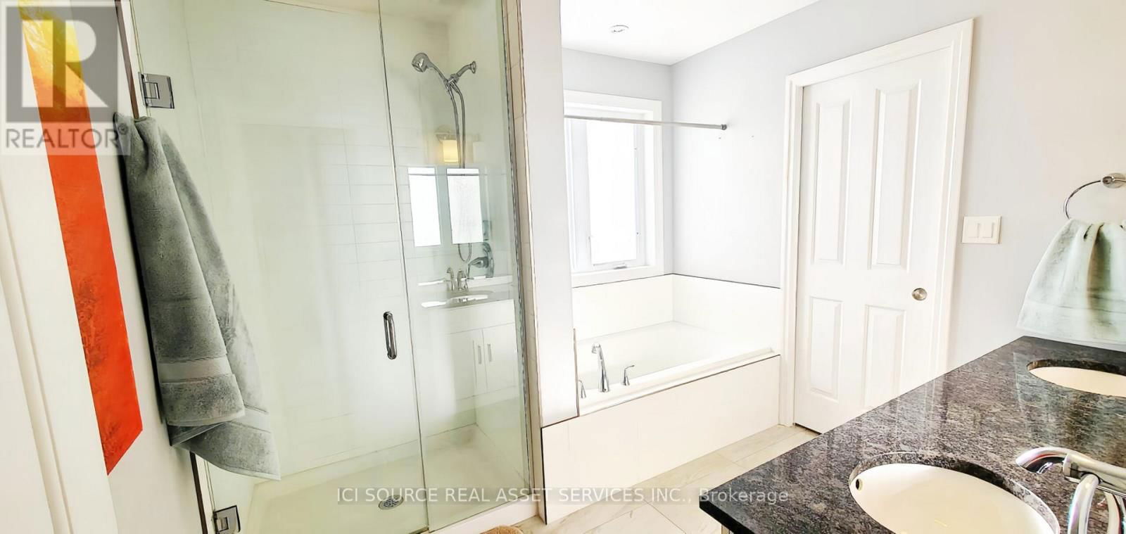 600 HAWTHORNE PLACE Image 12