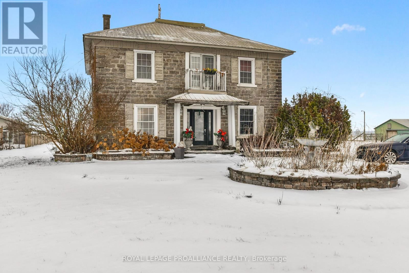 5039 CARMAN ROAD Image 1