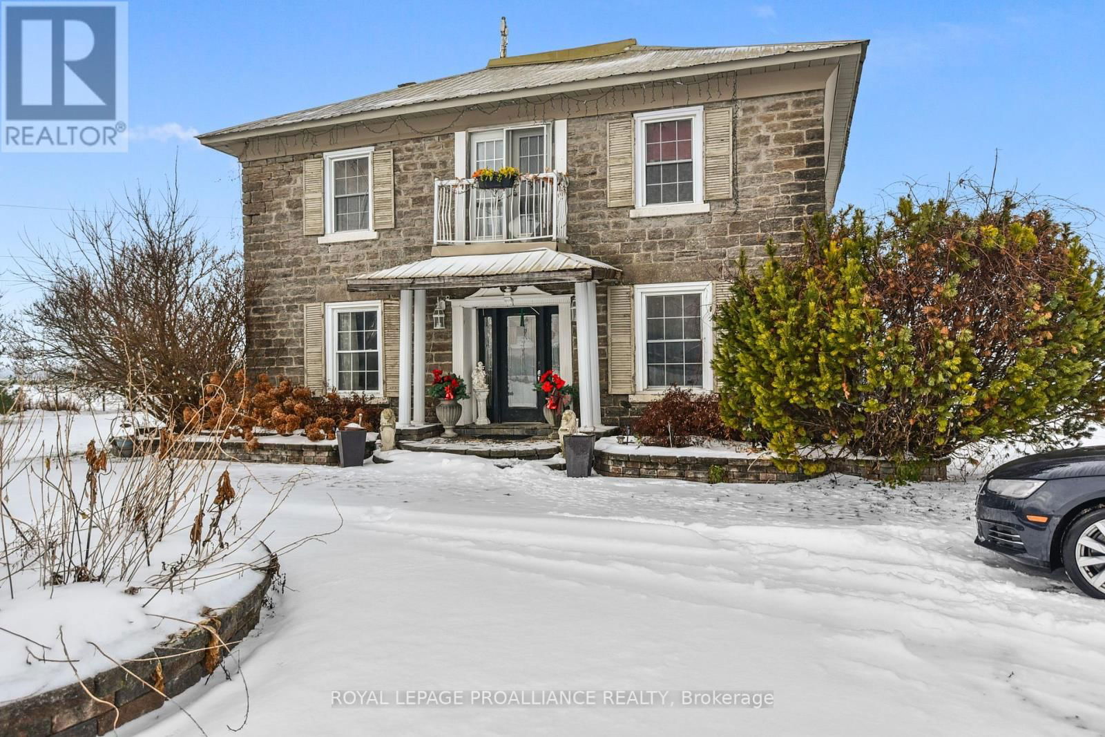5039 CARMAN ROAD Image 2