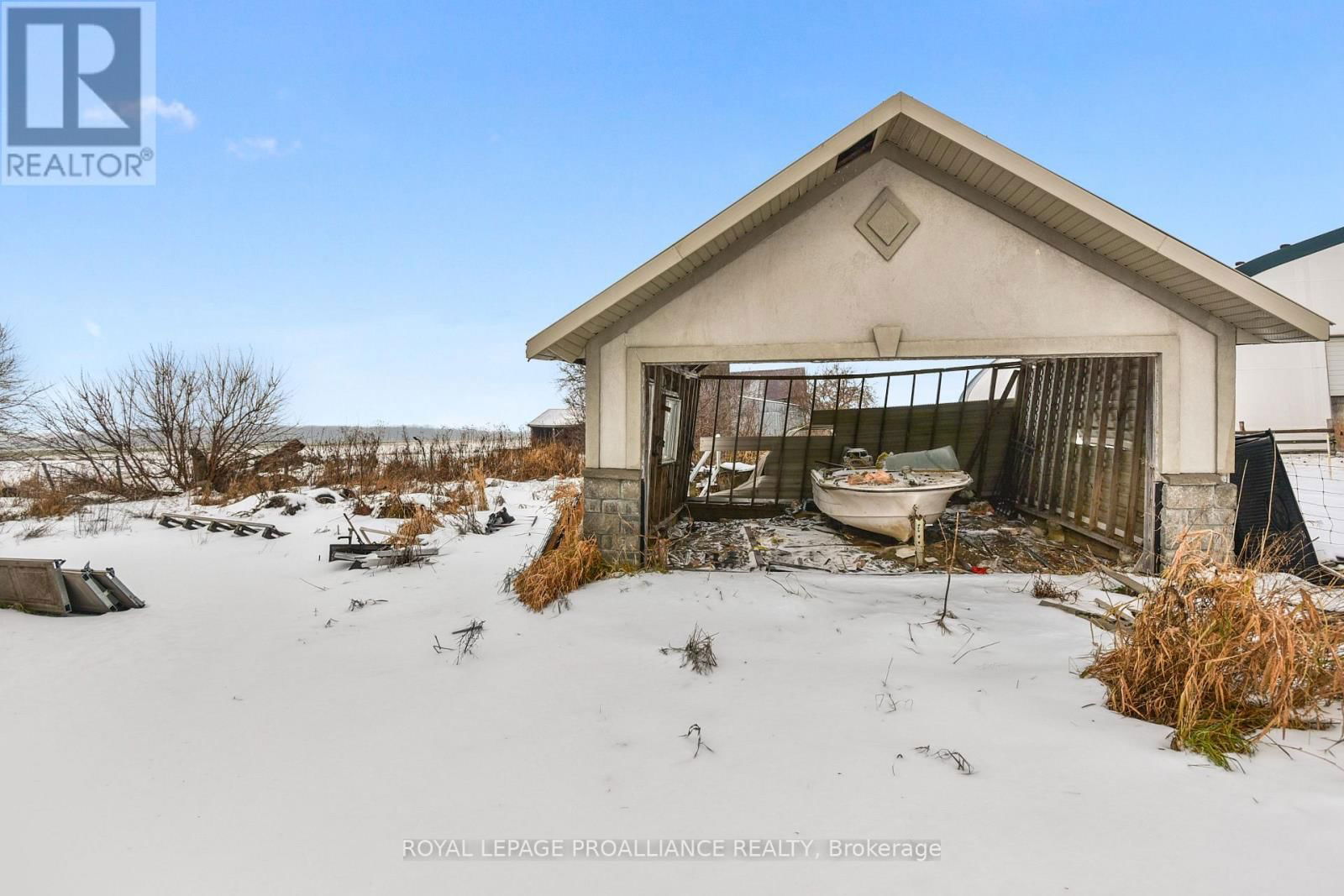 5039 CARMAN ROAD Image 23